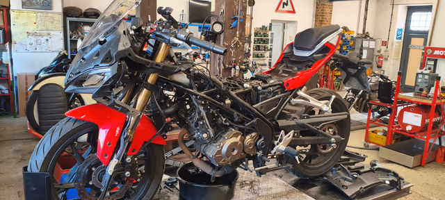 Inspektion QJ SRK 125 R