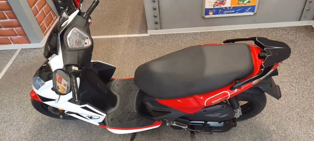 Kymco Super 8 125 Bild 4
